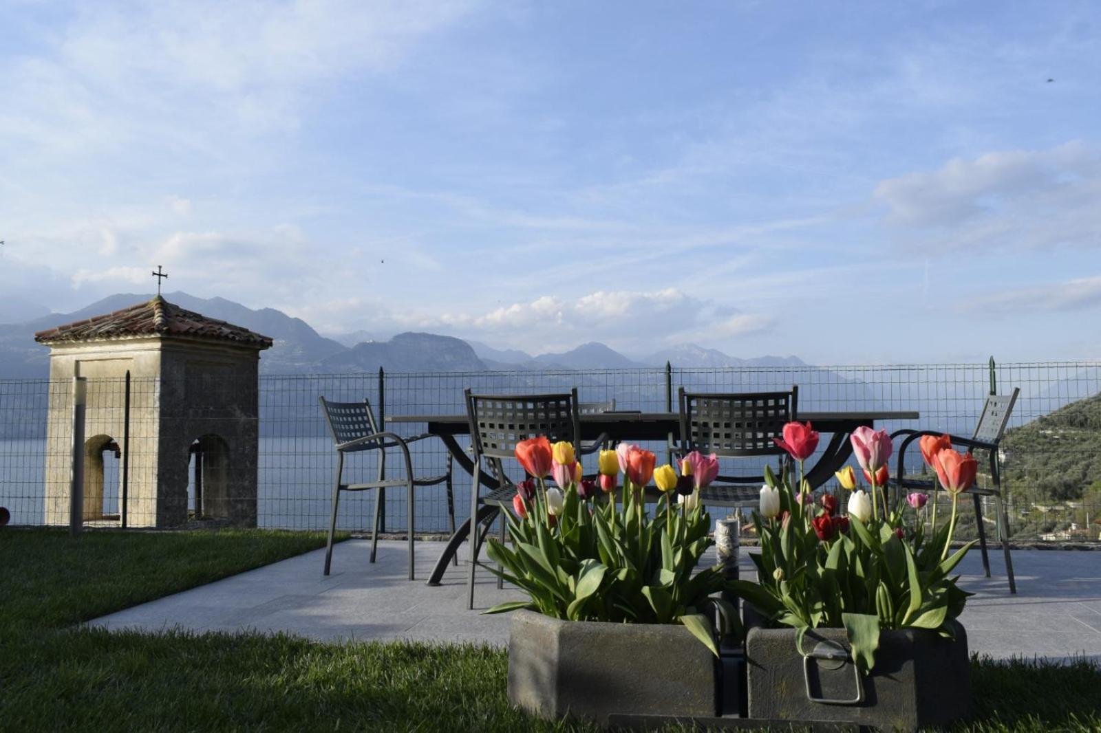 Appartamento Anna Brenzone sul Garda Exterior photo