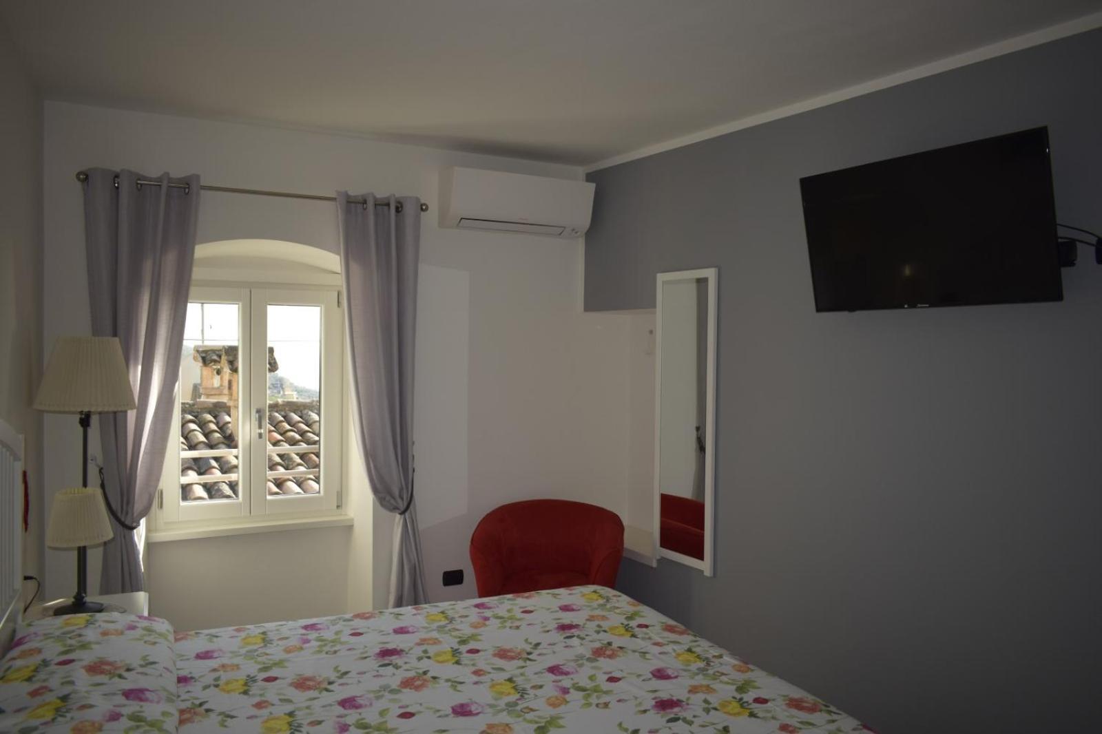 Appartamento Anna Brenzone sul Garda Exterior photo